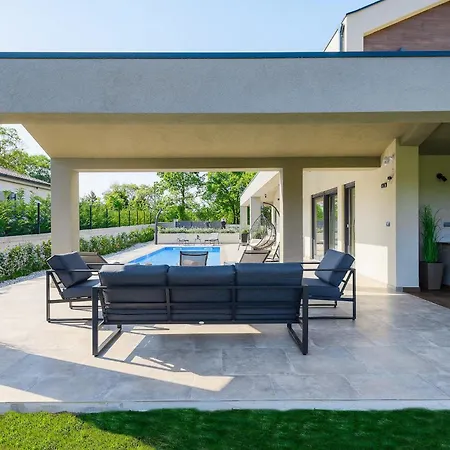 Nobu Holiday home