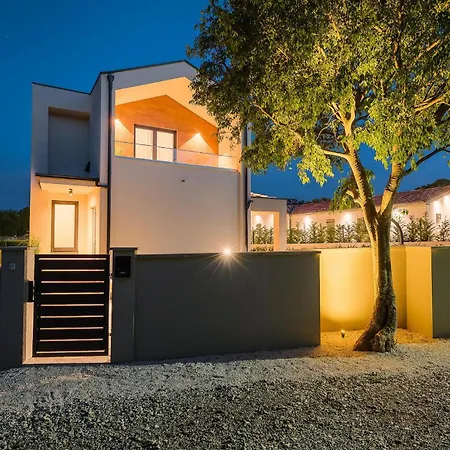 Nobu Ferienhaus Pula